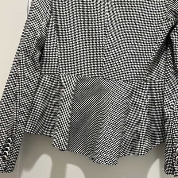 Veronica Beard black and white small checked peplum blazer - Picture 6 of 11